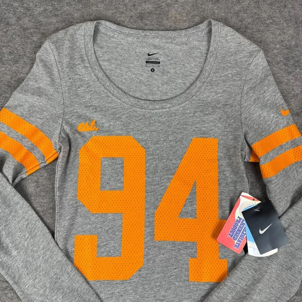 Nike item tennessee